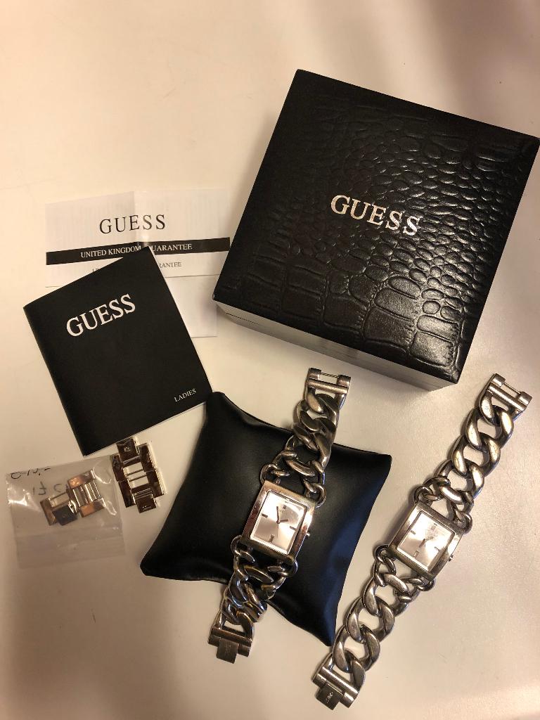 Guess horloges 2 stuks, Ophalen of Verzenden, Gebruikt, Staal, Guess