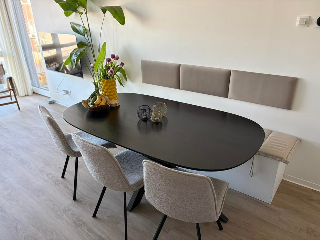 Deens ovale eettafel 180 cm - zwart mangohout, Ophalen, 100 tot 150 cm, Zo goed als nieuw, 150 tot 200 cm