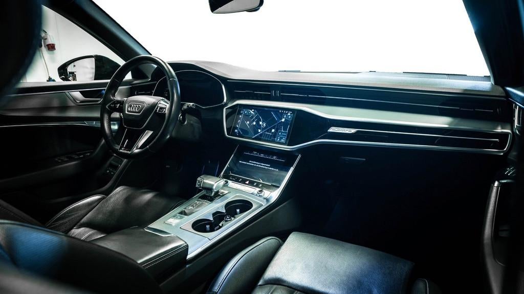 Audi A6 Avant 55 TFSI e quattro Competition S-Line|PANO|Trek, 12 maanden, Gebruikt, 4 cilinders, Zwart