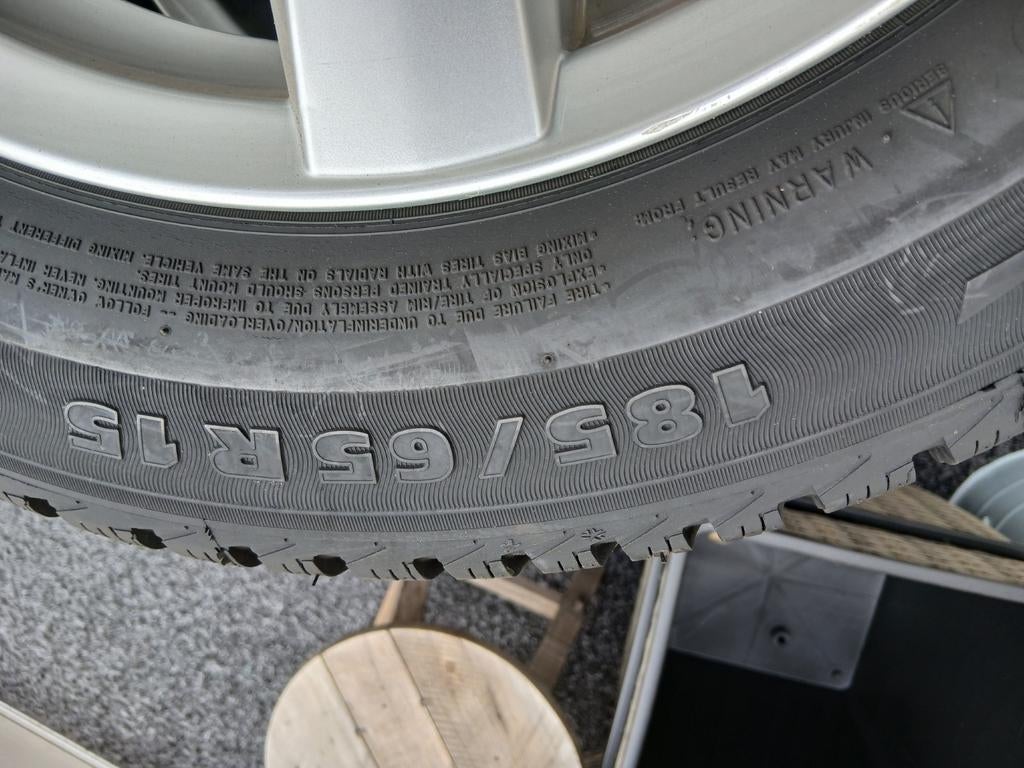 4 sportvelgen Opel steek 100 met winterbanden, Auto-onderdelen, Banden en Velgen, Ophalen, Gebruikt, 15 inch, Banden en Velgen