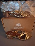 Fred de la Bretoniere muiltje sandalen maat 36 goud, Fred de la Bretoniere, Overige kleuren, Zo goed als nieuw, Sandalen of Muiltjes
