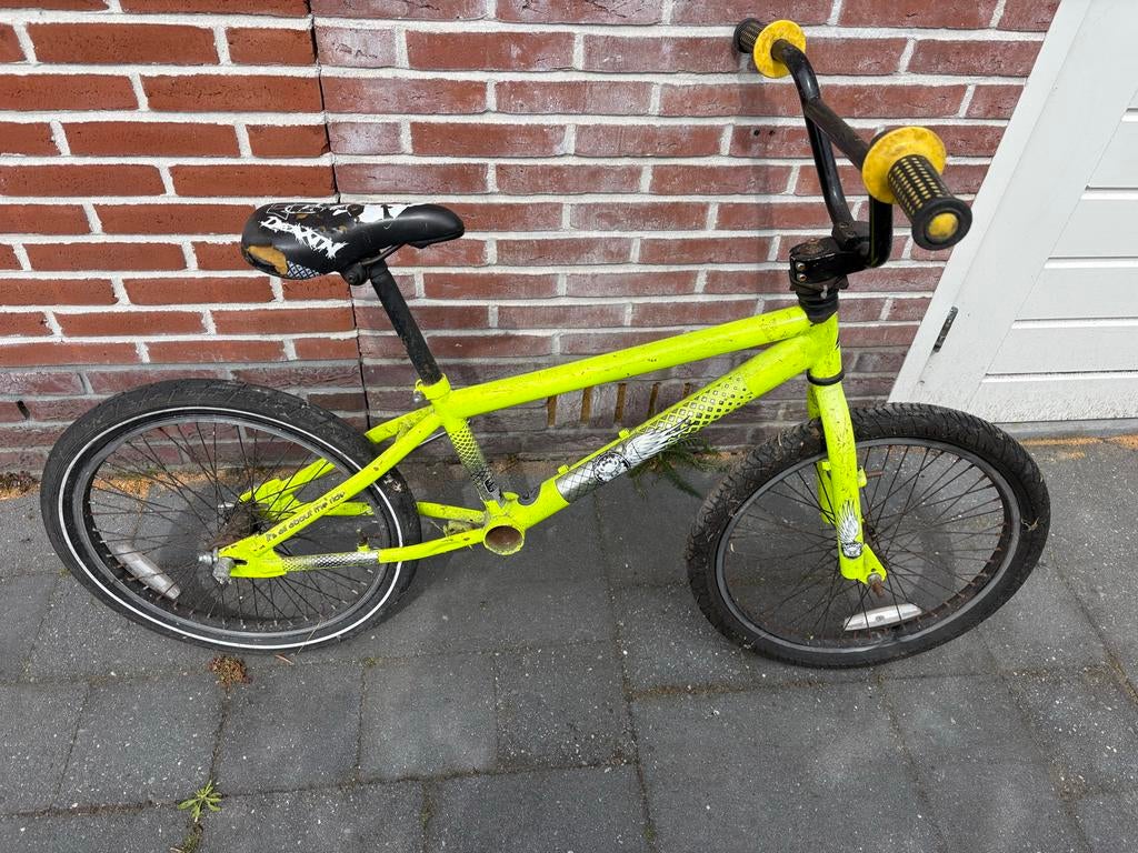 BMX loop Fiets - Neon Geel - Gebruikt, Fietsen en Brommers, Fietsen | Crossfietsen en BMX, Ophalen, Gebruikt, Staal, Velgrem