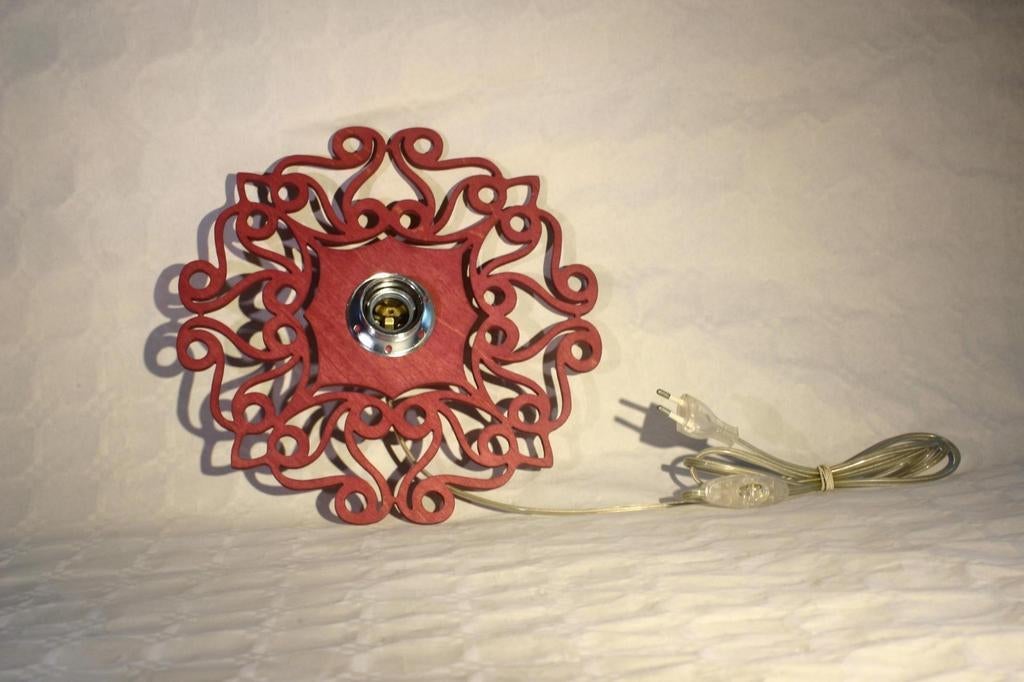 Lamp De Noest houten krullen motief, Ophalen of Verzenden