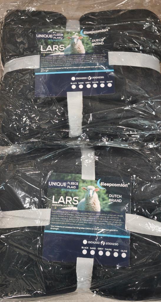 ACTIE! 2X Unique plaid Lars 230X200 Zwart, Huis en Inrichting, Woonaccessoires | Plaids en Woondekens, Nieuw, Ophalen of Verzenden