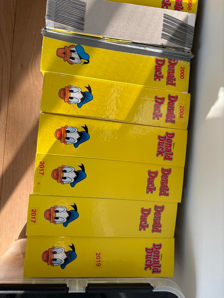 Donald Duck Jaargangen Gebonden, Boeken, Stripboeken, Zo goed als nieuw, Meerdere stripboeken, Ophalen