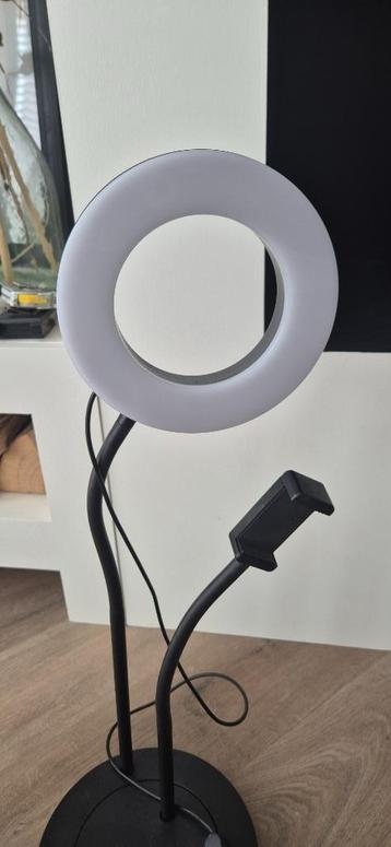 Ikea LÅNESPELARE Ringlicht met telefoonhouder beschikbaar voor biedingen