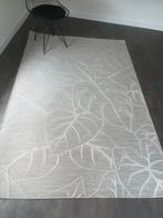 Lichtgrijze/beige vloerkleed met bladpatroon – 153x234 cm, Ophalen, Beige, 200 cm of meer, Zo goed als nieuw