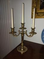 Mooi oude zware kandelaar met bewerkte delen 3 kaarsen, Antiek en Kunst, Ophalen of Verzenden, Koper of Brons