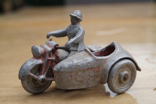 Antiek motor met zijspan Quiralu Cofalu Aludo  1940-1950, Antiek en Kunst, Antiek | Speelgoed, Verzenden