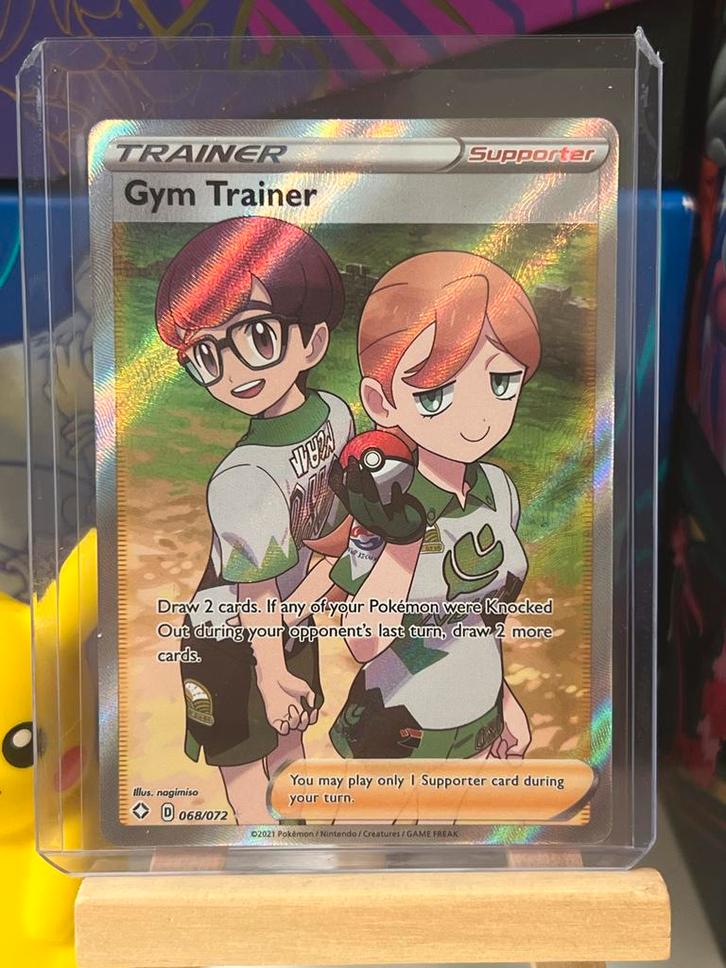 Gym Trainer 068/072, Hobby en Vrije tijd, Verzamelkaartspellen | Pokémon, Zo goed als nieuw, Losse kaart, Foil, Ophalen of Verzenden