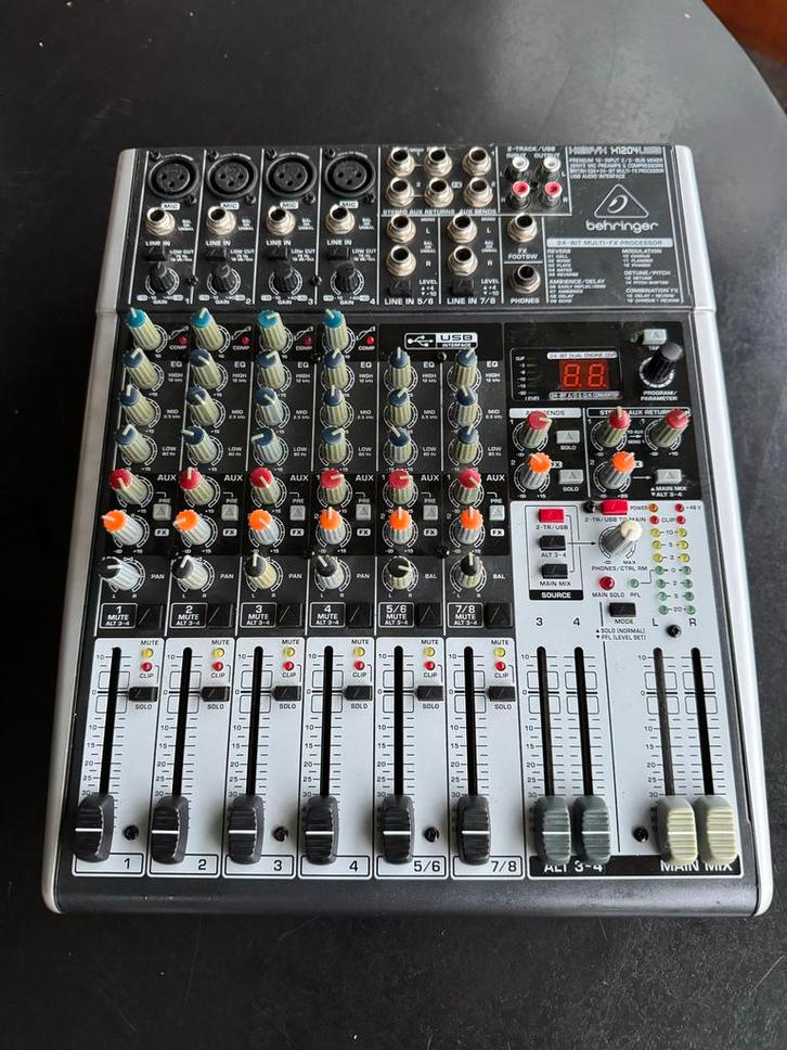 Behringer Xenyx X1204USB Mixer, Muziek en Instrumenten, Mengpanelen, Gebruikt, 10 tot 20 kanalen, Microfooningang, Ophalen of Verzenden