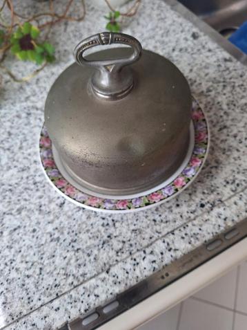 Brocante boterwarmer beschikbaar voor biedingen
