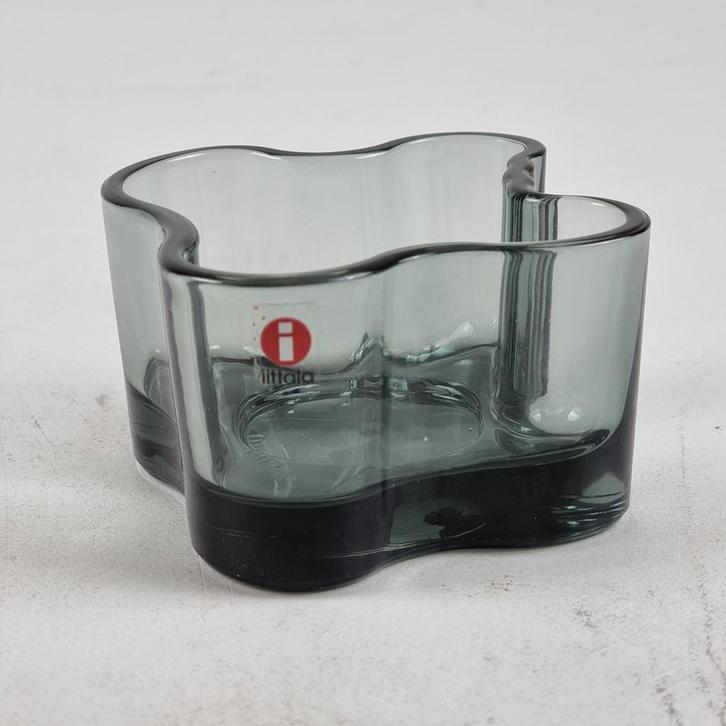 Iittala Alvar Aalto ‘Votive’ Waxinelichthouder in Grey, Antiek en Kunst, Kunst | Designobjecten, Ophalen