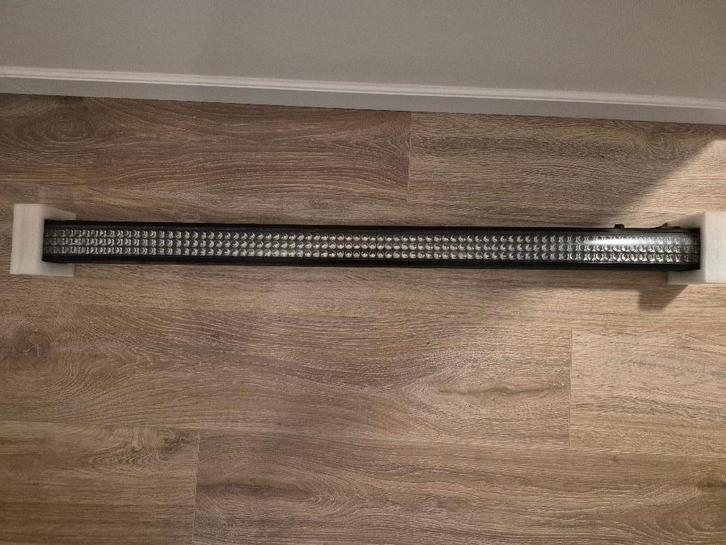 Showtech led light bar 16 rbg dmx, Muziek en Instrumenten, Licht en Laser, Nieuw, Licht, Geluidgestuurd, Kleur, Stroboscoopeffect