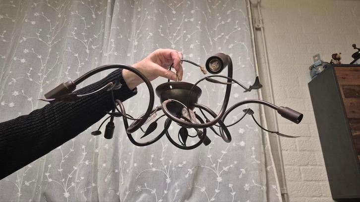 Elegante Bruine Kroonluchter, Huis en Inrichting, Lampen | Hanglampen, Gebruikt, Minder dan 50 cm, Metaal, Ophalen of Verzenden