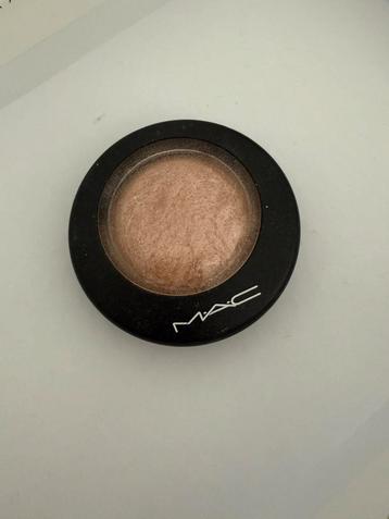 Mac highlighter soft en gentle douglas zgan beschikbaar voor biedingen