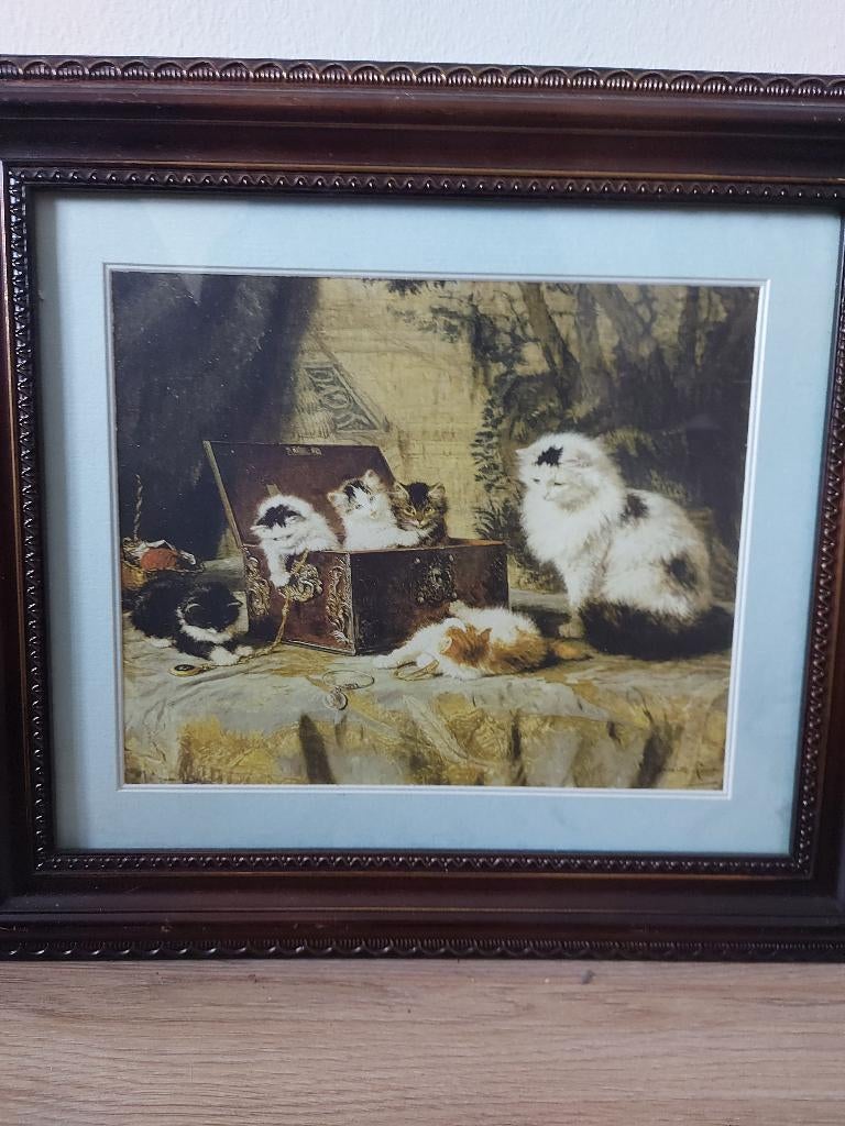 2 oude schilderijen, poesjes en kippen in oude lijst., Antiek en Kunst, Curiosa en Brocante, Ophalen of Verzenden