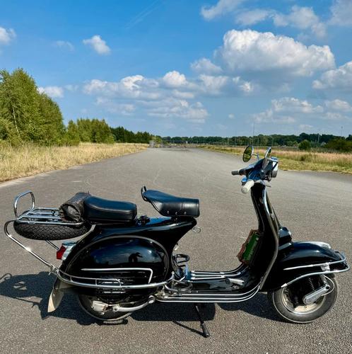 Vespa 150 cc VLA1T SUPER 1965 oldtimer, Motoren, Motoren | Oldtimers, Scooter, 11 kW of minder, 1 cilinder, Ophalen
