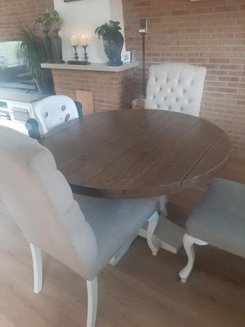 Landelijke eettafel + 4 stoelen