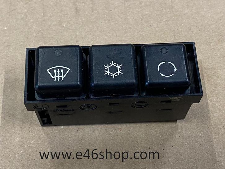 KACHEL ACHTERRUITVERWARMING KNOPPEN BMW E34 E32 64111374252, Auto-onderdelen, Dashboard en Schakelaars, BMW, Nieuw, Ophalen of Verzenden
