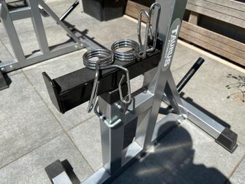Taurus Bankdruk Steun + Olympische Barbell met schijven beschikbaar voor biedingen