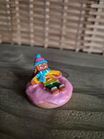 Lemax figuur 2 kerstdorp kersthuisjes, Diversen, Kerst, Ophalen of Verzenden, Zo goed als nieuw