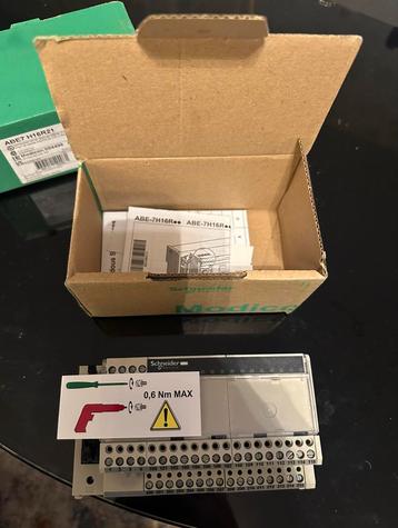 Schneider ABE7 H16R21 Modicon Uitbreidingsmodule beschikbaar voor biedingen
