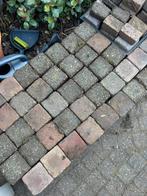 Gratis stenen voor pad of terras (10x10), ongeveer 11-12m2, Tuin en Terras, Ophalen, Klinkers, Zo goed als nieuw, 10 m² of meer