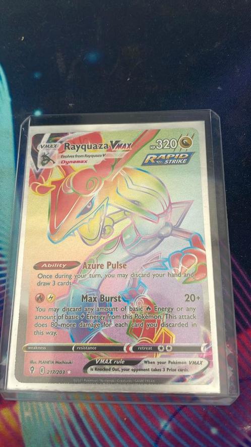 Rayquaza Vmax Rainbow, Hobby en Vrije tijd, Verzamelkaartspellen | Pokémon, Nieuw, Losse kaart, Ophalen of Verzenden