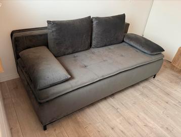 Grijze Slaapbank met Opbergruimte beschikbaar voor biedingen