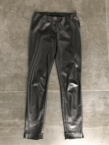Kunst leren broek, maat 38  beschikbaar voor biedingen