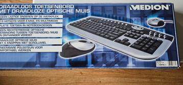 Medion Draadloos Toetsenbord + Muis beschikbaar voor biedingen