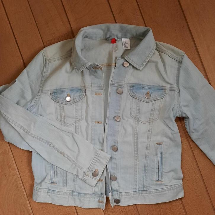 H&MDIVIDED spijkerjack licht blauw maat 42 - nieuw -, Kleding | Dames, Jasjes, Kostuums en Pakken, Nieuw, Maat 42/44 (L), Blauw