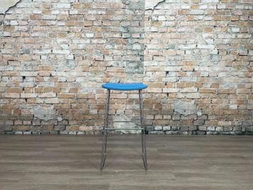 Cappellini Hi Pad Stool blauw bij TheReSales beschikbaar voor biedingen