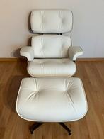 Stoel en hocker lounge chair xl replica wit, Ophalen of Verzenden, Nieuw, Hout, 50 tot 75 cm