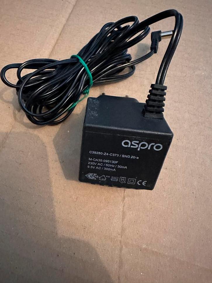 Aspro Adapter 9.5V AC 300mA, Audio, Tv en Foto, Opladers, Gebruikt, Ophalen of Verzenden
