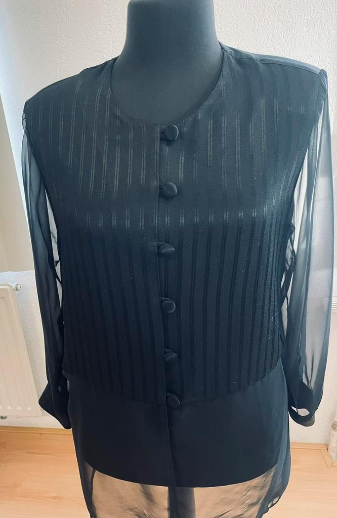Zwarte blouse subtiel gestreept & transparante mouwen 46, Kleding | Dames, Blouses en Tunieken, Zo goed als nieuw, Maat 46/48 (XL) of groter