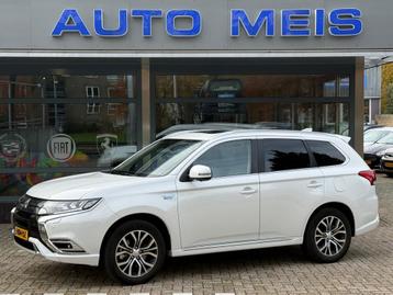 Mitsubishi OUTLANDER 2.4 PHEV intense+ Schuifdak Navi Camera beschikbaar voor biedingen