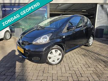 Toyota Aygo 1.0-12V Comfort Navigator |12MND GARANTIE | ELEC beschikbaar voor biedingen