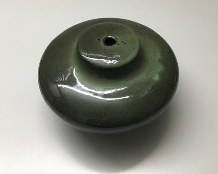 Nette discus vaas, groot formaat, Huis en Inrichting, Woonaccessoires | Vazen, Zo goed als nieuw, Groen, Minder dan 50 cm, Aardewerk of Porselein