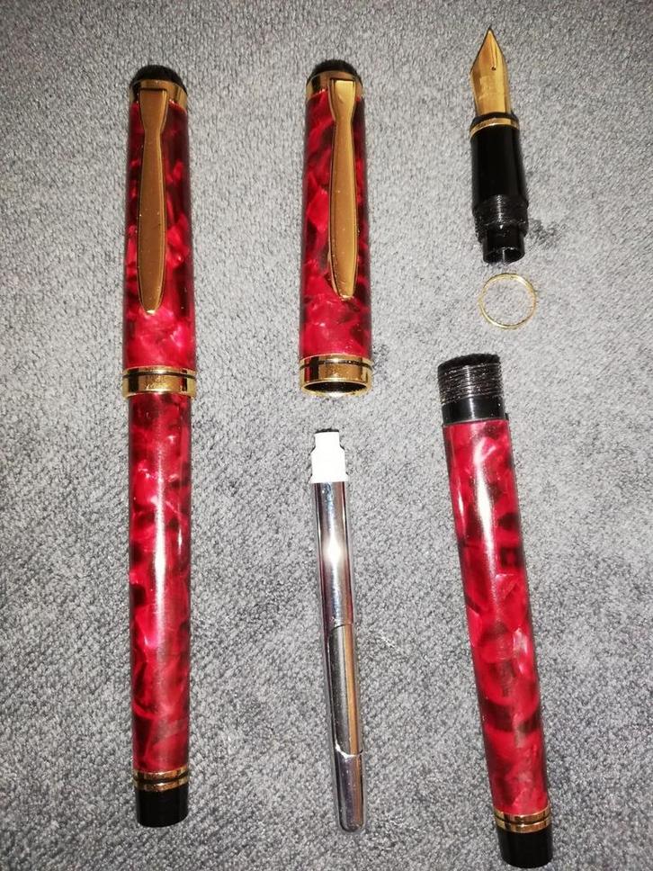 Vulpennen met vergulde 14k Iridium punt. Met inktconverter., Verzamelen, Pennenverzamelingen, Nieuw, Vulpen, Overige merken, Ophalen of Verzenden