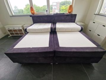Boxspring oversized luxe - 2.40 meter x 2 meter goede staat beschikbaar voor biedingen