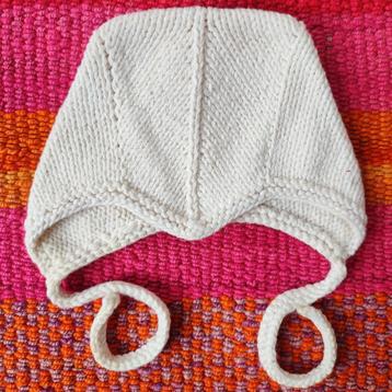 Katoenen retro mutsjes voor baby's / pasgeborenen  beschikbaar voor biedingen