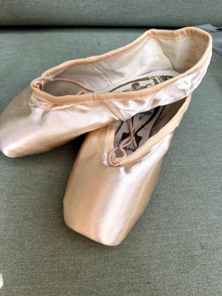 Nieuwe Pointe Shoes / Ballet Spitzen  - in verpakking, Sport en Fitness, Ballet, Nieuw, Schoenen, Ophalen of Verzenden