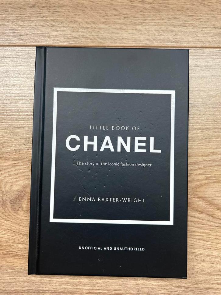 Tafelboek Chanel, Boeken, Mode, Zo goed als nieuw, Couturiers, Ophalen of Verzenden