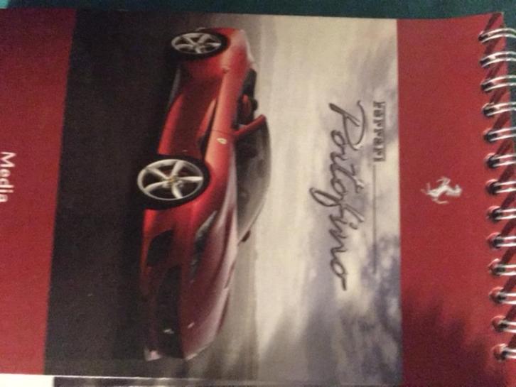Ferrari Portofino fraaie pers brochure/auto folder '17, Boeken, Auto's | Folders en Tijdschriften, Zo goed als nieuw, Ferrari