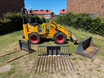 Knikmops 130 minishovel kubota diesel complete maxhine beschikbaar voor biedingen