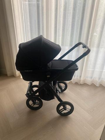 Dubatti kinderwagen plus wieg, zwart en taupe beschikbaar voor biedingen