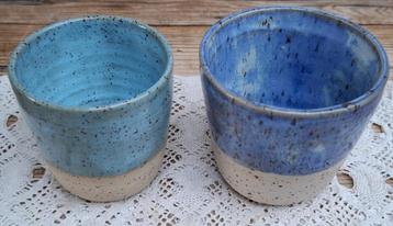 2 Keramieke bekers, BITA beschikbaar voor biedingen