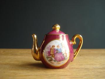 NIEUW - Miniatuur porselein theepotje - koffiepotje - H4 cm beschikbaar voor biedingen